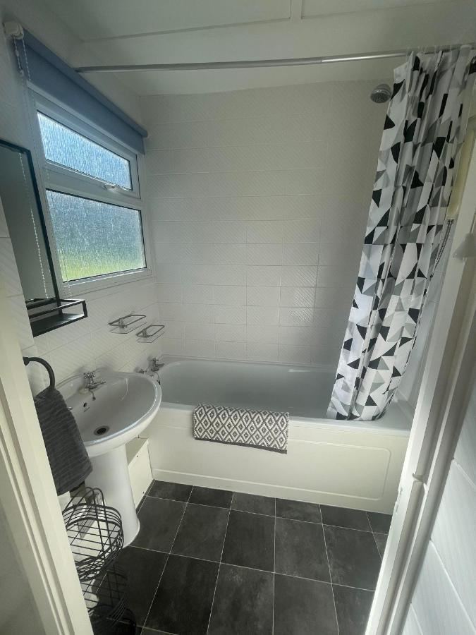 2 Bedroom Holiday Chalet Near Bude Kilkhampton Eksteriør bilde