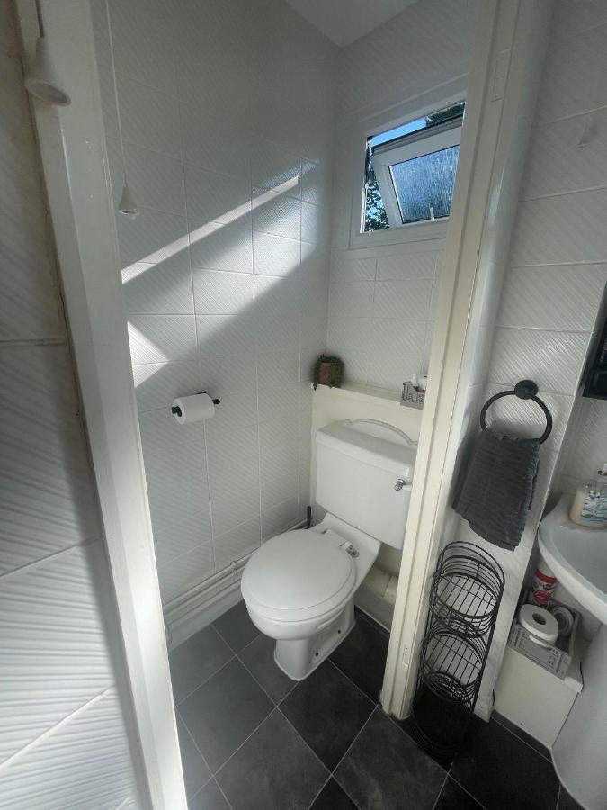 2 Bedroom Holiday Chalet Near Bude Kilkhampton Eksteriør bilde